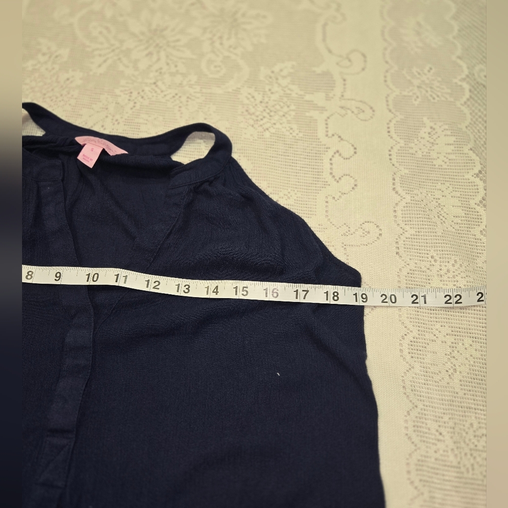 Lilly Pulitzer Tillie Keyhole tank. Size Small. 100% Rayon Navy Blue - Picture 5 of 8